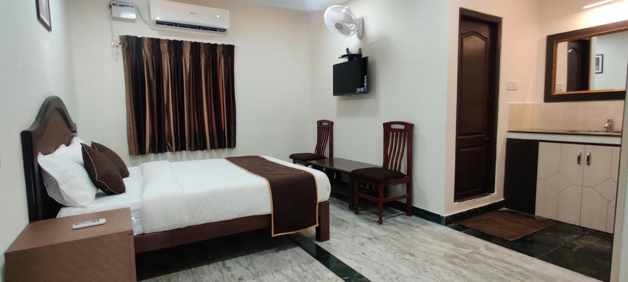 Rmc Travellers Inn Τσενάι Εξωτερικό φωτογραφία