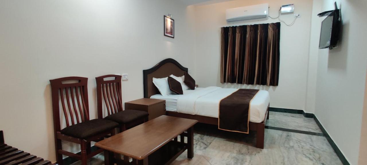 Rmc Travellers Inn Τσενάι Εξωτερικό φωτογραφία