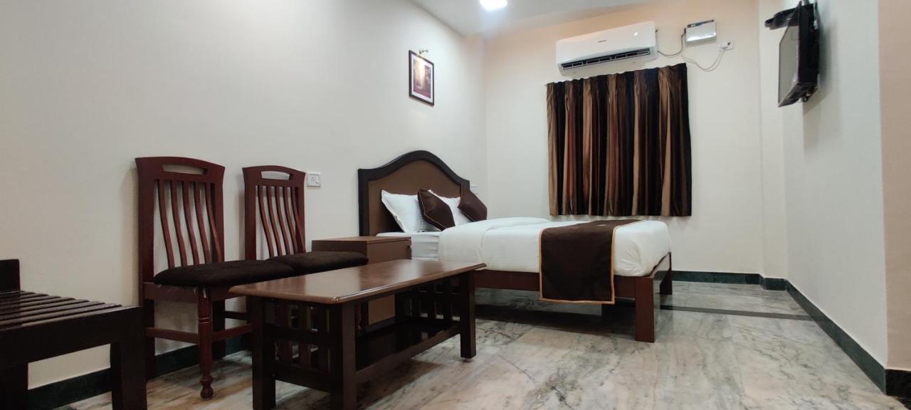 Rmc Travellers Inn Τσενάι Εξωτερικό φωτογραφία